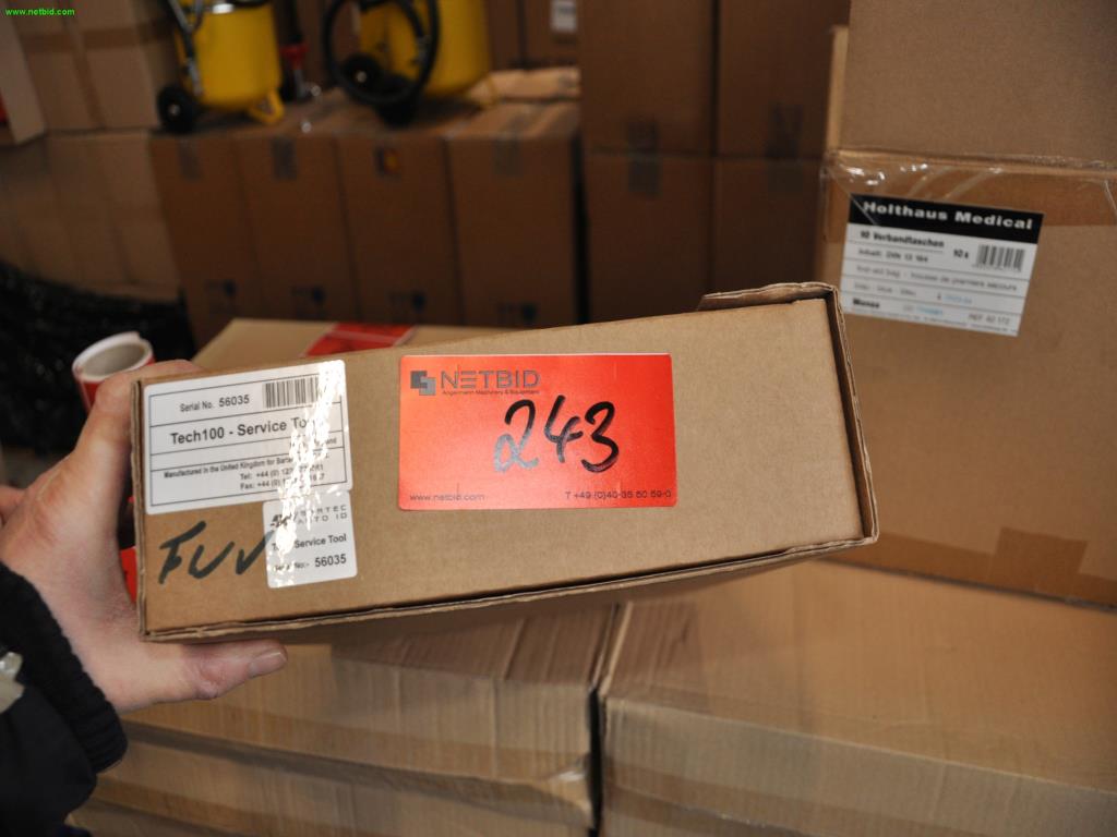 Maschinen, Werkzeuge, Handelsware / Werkstattausrüstung aus dem Umfeld<br> KFZ-Handwerk / Reifendienst-4